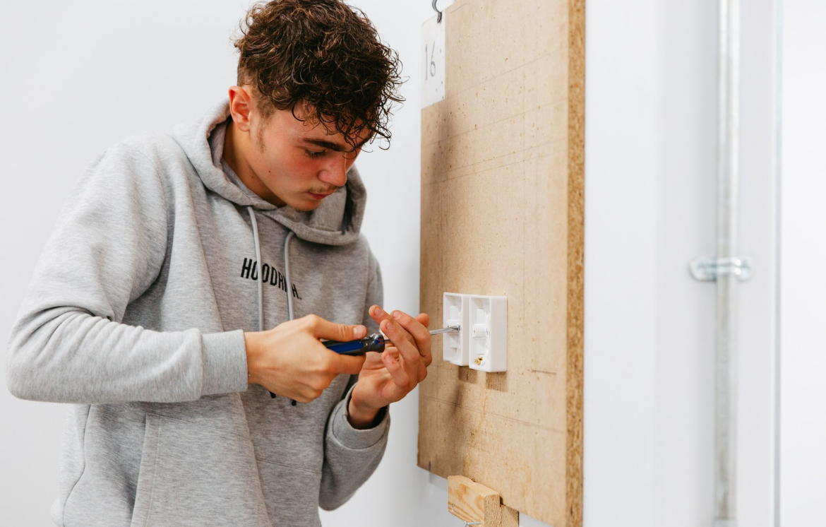 Develop your career as an Electrician with our nationally recognised adult qualifications