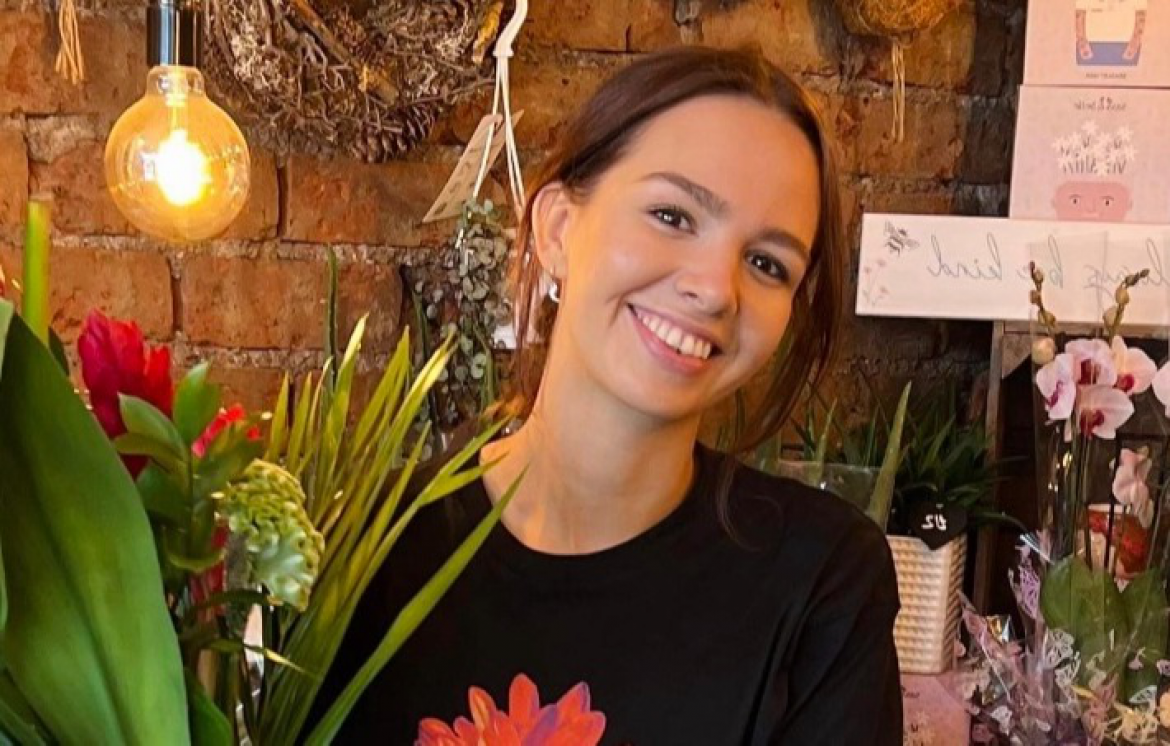 Fine artist turned floristry apprentice celebrates WorldSkills UK medal win
