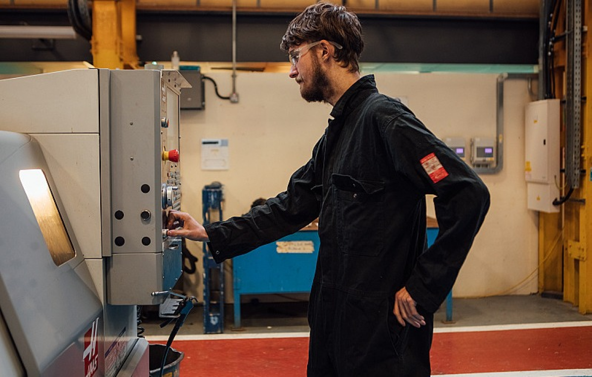 Apprentice minimum wage boosted by 21% from April 2024 cover image